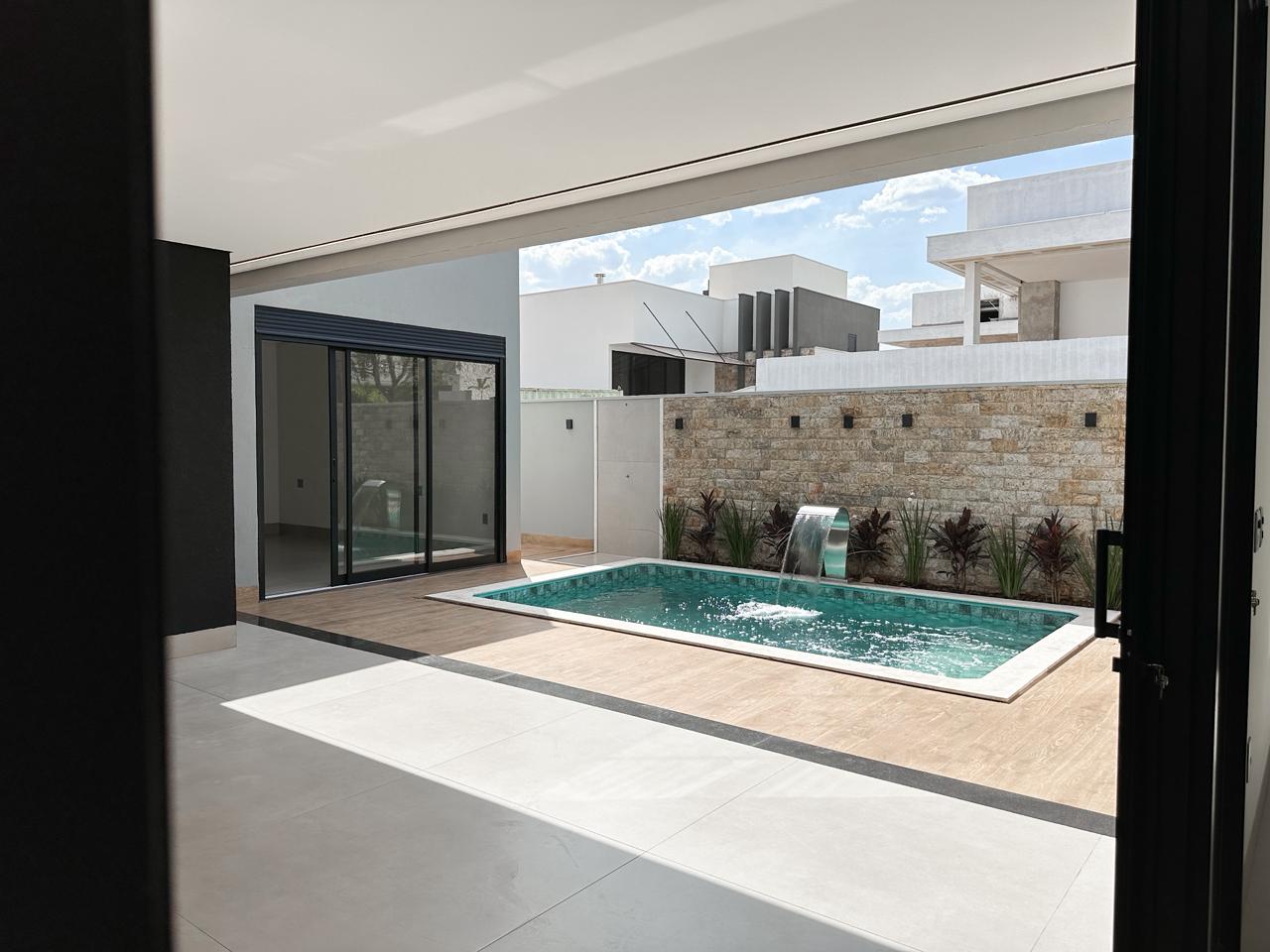 **CASA ALTO PADRÃO -ZONA SUL- CONDOMINIO ARTS**