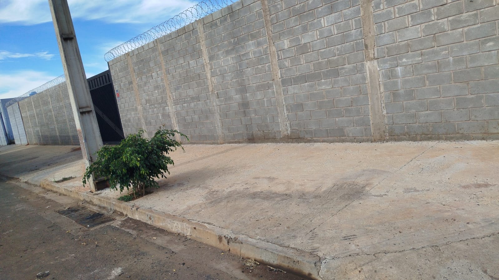 OPORTUNIDADE ESTRATÉGICA: Terreno de 1.014 m² de Frente para o Anel Viário Norte