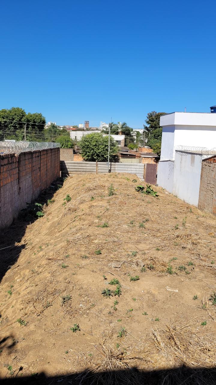 🚀 OPORTUNIDADE ÚNICA! Terreno no Cobiçado Bairro Pampulha em Uberlândia/MG!